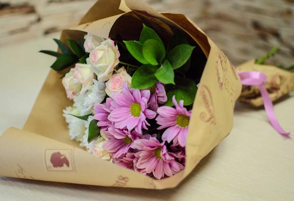 Букет цветов из: Розы и Хризантемы в Мещовске