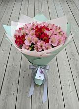 Букет цветов из:  Альстромерии #REPLACE_PRED# Мещовске