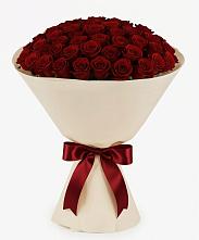 Букет 101 Бордовая роза Блэк Бакарра в Мещовске
