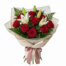 Букет цветов из:  Лилии и Розы в Мещовске