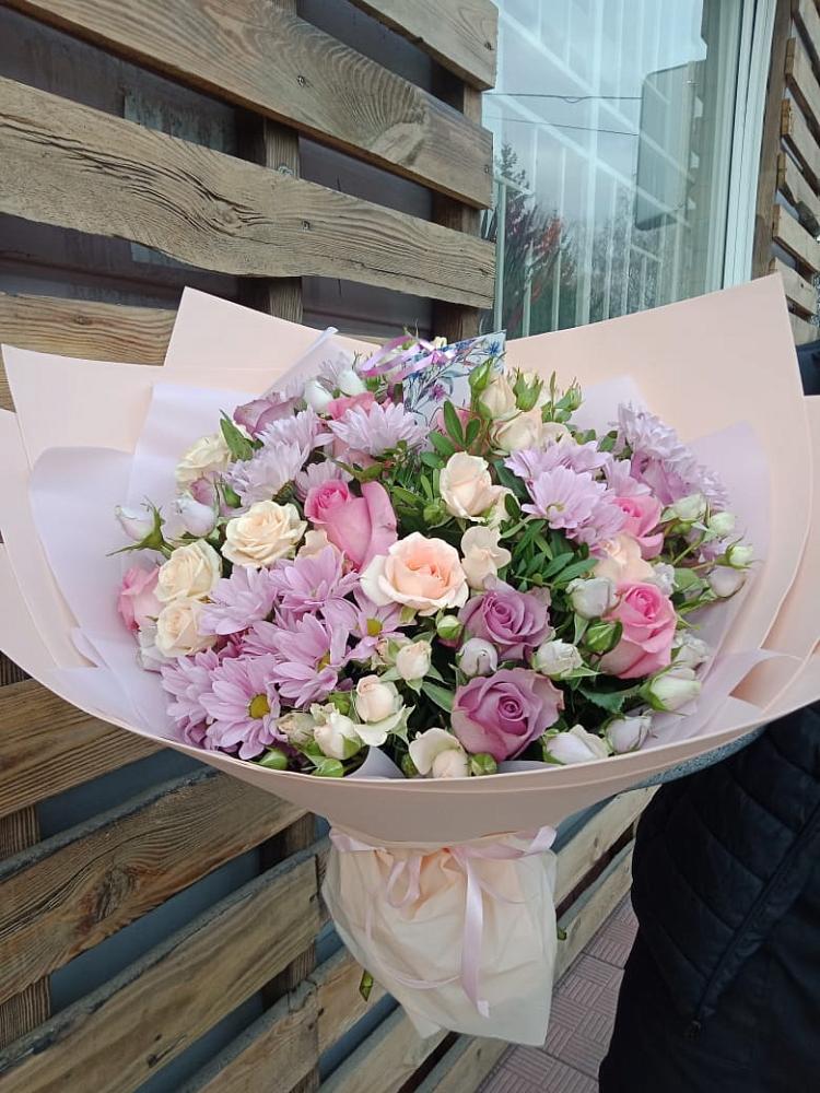 Букет цветов из: Розы и Хризантемы в Мещовске