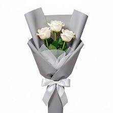 Букет 3 белые розы в Мещовске