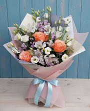 Букет цветов из:  Лизиантусы, Розы, Альстромерии и Гипсофила #REPLACE_PRED# Мещовске