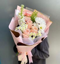 Букет цветов из:  Хризантемы и Розы в Мещовске
