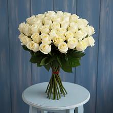 Букет 51 Белая роза Эдлесс Лав в Мещовске