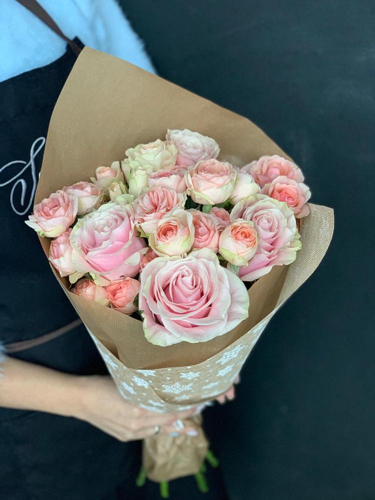 Букет цветов из: Хризантемы и Розы в Мещовске