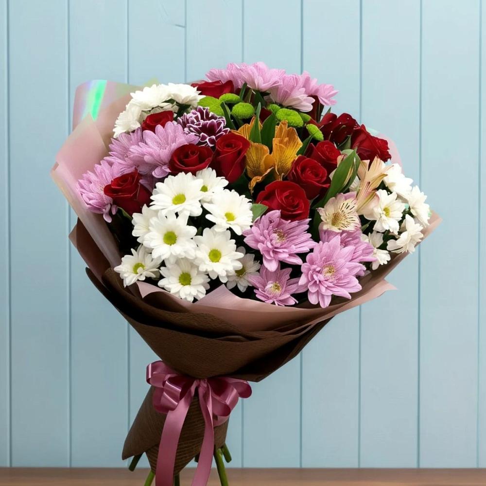 Букет цветов из: Розы, Хризантемы и Альстромерии в Мещовске