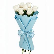 Букет 7 белых роз Проуд в Мещовске