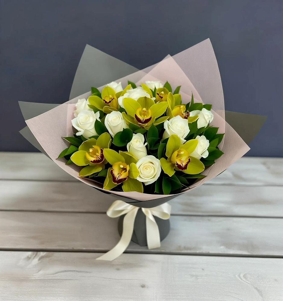 Букет цветов из: Орхидеи и Розы в Мещовске