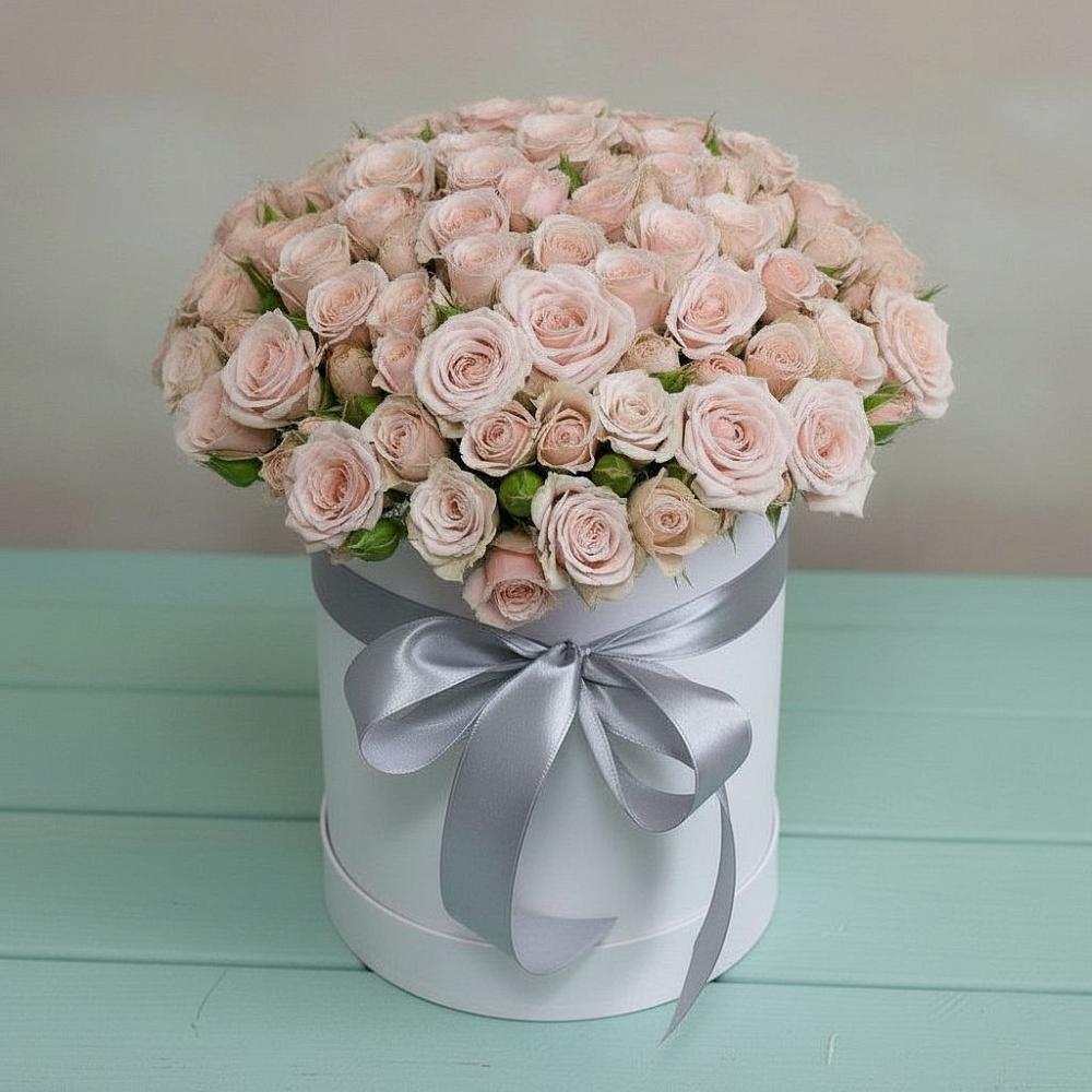 Цветочная композиция из Розы в шляпной коробке в Мещовске